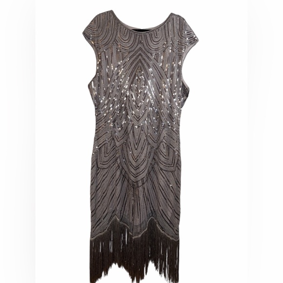 Dresses & Skirts - Sleeveless Silver Sequin Fringe Mini Flapper Dress Size 4XL NWOT #300